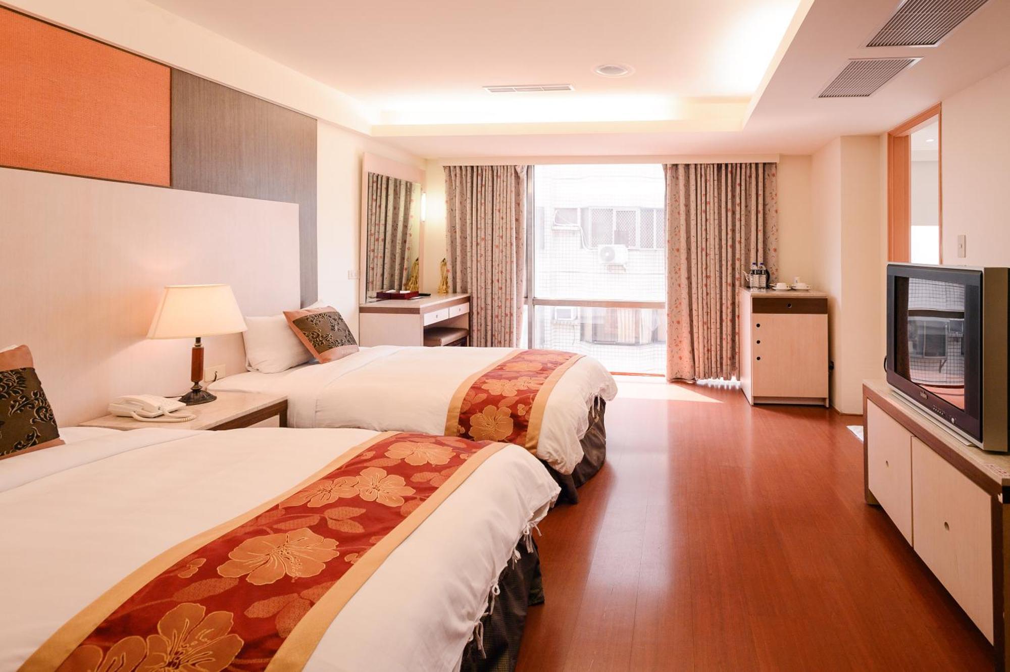 Waugh Den Business Hotel Taichung Chambre photo