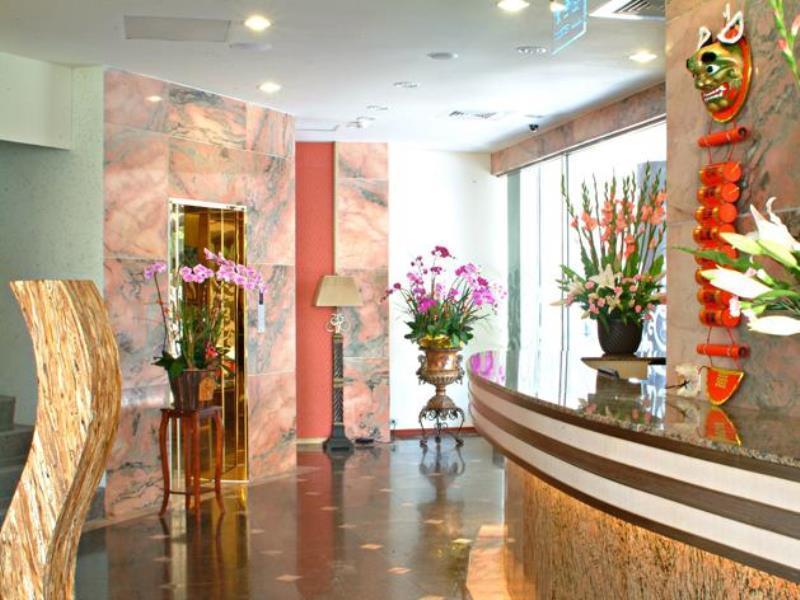 Waugh Den Business Hotel Taichung Extérieur photo